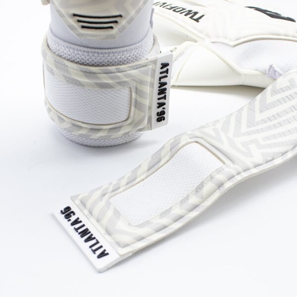 WhiteOut Atlanta96 Pro (2024)