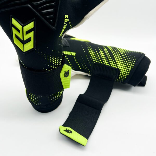 Tokyo’02 Black Pro