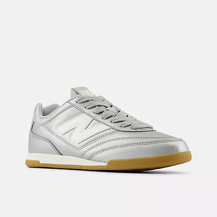 Tenis New Balance RC42 Plata Metálico
