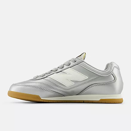 Tenis New Balance RC42 Plata Metálico